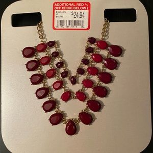 Burgundy tiered necklace
